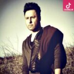 دانلود آهنگ ماه شب چهارده شهیاد