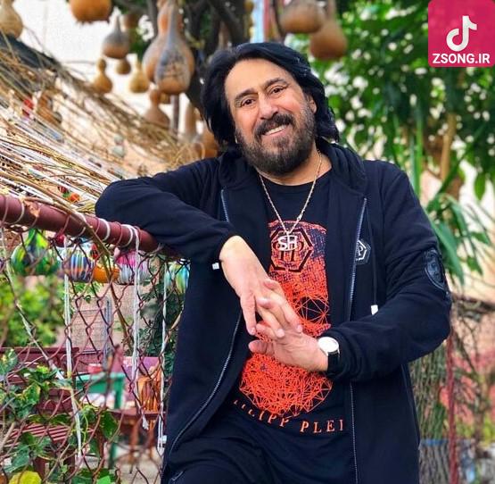 دانلود آهنگ شهرام شب پره عشق تابستانی / بازم تابستون اومد آفتاب رو ایوون اومد