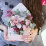 دانلود آهنگ نوش آفرین بخون بخون صدای تو باله پریدنه من تمام ذرات هوا واسه نفس کشیدنه