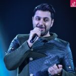 دانلود آهنگ احسان خواجه امیری دوستی (اجرای زنده)