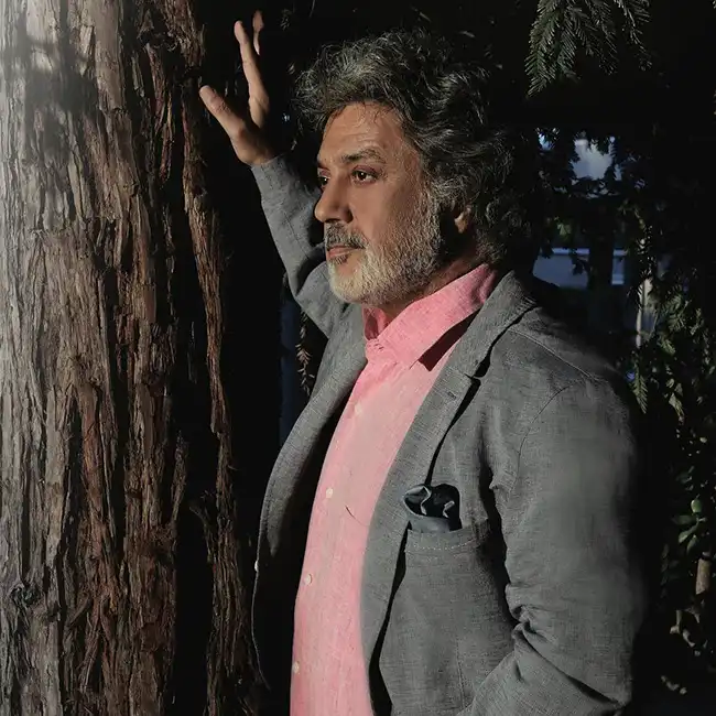 دانلود آهنگ داریوش ای عشق / عشق به شكل پرواز پرنده ست دانلود آهنگ داریوش ای عشق / عشق به شكل پرواز پرنده ست