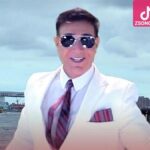دانلود آهنگ مهرداد نیویورک دوست دختر من بیست قیافش مثله آرتیسته