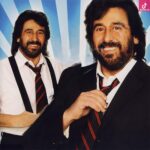 دانلود آهنگ شهرام شب پره خجالتی {من دلمو بهش دادم و دلش و بدهکار منه چه کنم زروزگار که شدم عاشق یار}