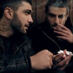 دانلود آهنگ حصین ردپا / برو جلو هنوز راه بازه مرد با همه غم هایی که داری باز تو بخند