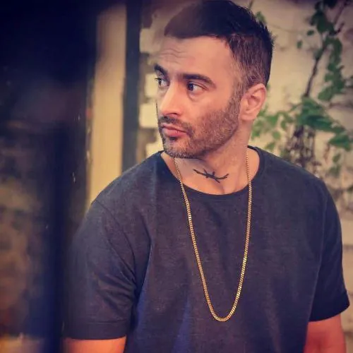 دانلود آهنگ یاس اصالت (ما تو حصار هم تو تو حصار من من تو حصار تن میخواد بذاره کم پشت نقاب تنگ منم نظاره گر) دانلود آهنگ یاس اصالت (ما تو حصار هم تو تو حصار من من تو حصار تن میخواد بذاره کم پشت نقاب تنگ منم نظاره گر)