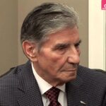دانلود آهنگ نادر گلچین بر تربت حافظ / بر سر تربت من با می و مطرب بنشین تا به بویت ز لحد رقص کنان برخیزم