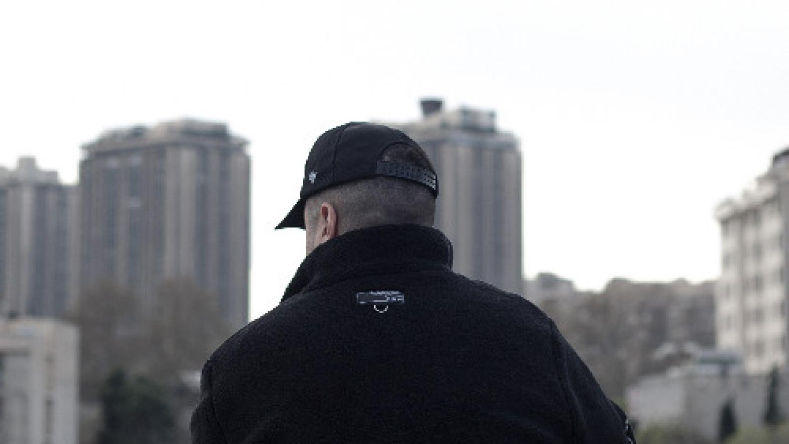 دانلود آهنگ مسلک دوستا میان دشمنا میرن