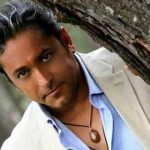 دانلود آهنگ سیاوش شمس چیکه چیکه قطره قطره من آب می شم می ریزم