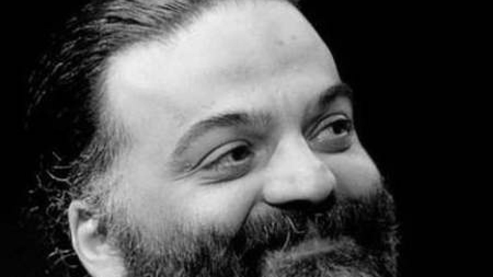 دانلود آهنگ علیرضا عصار دیگر چه میتوان گفت {دیگر چه می توان کرد دیگر چه میتوان گفت}