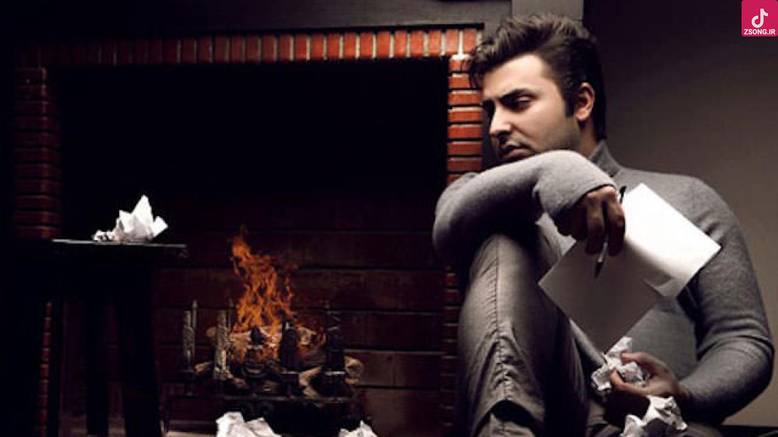 دانلود آهنگ علیرضا طلیسچی تو کنار اون خوشی / پا به دنیای کسی میذاری که به اندازه من میخوادت