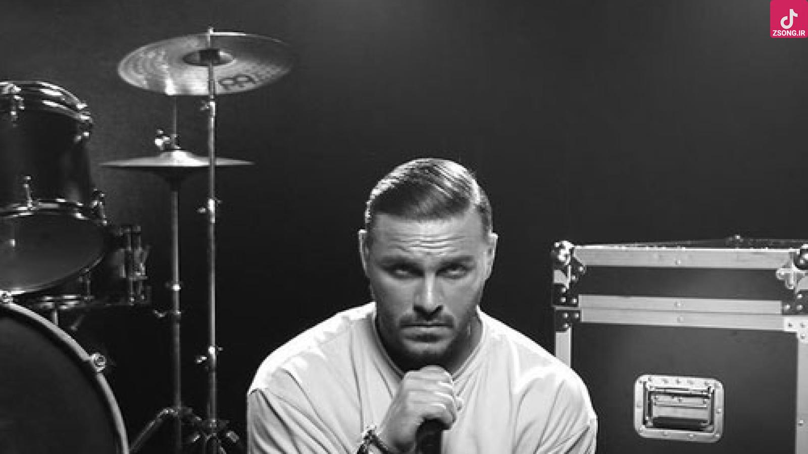 دانلود آهنگ آرمین زارعی شماره جدیدم (اجرای زنده)