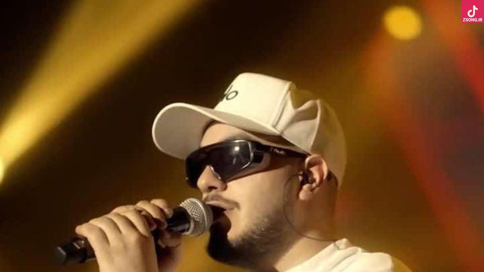 دانلود آهنگ آرون افشار ثانیه وار (اجرای زنده کنسرت)