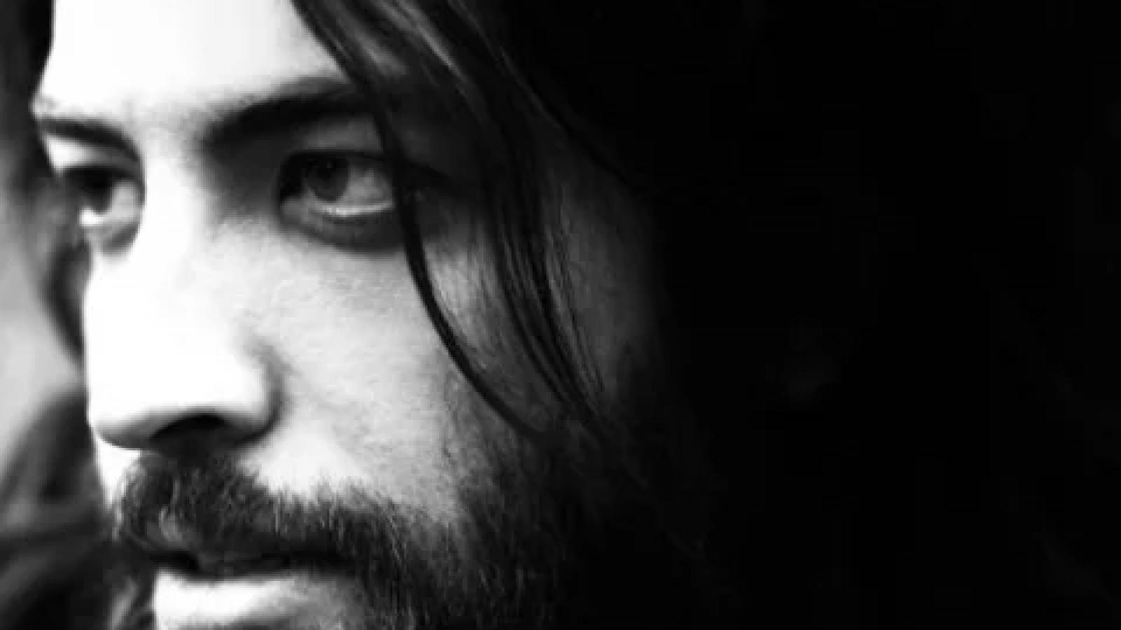 دانلود آهنگ بنیامین بهادری محدودیت / تو ذهنت ساختی یه دشمن از من برات آسونه دل دل کندن از من