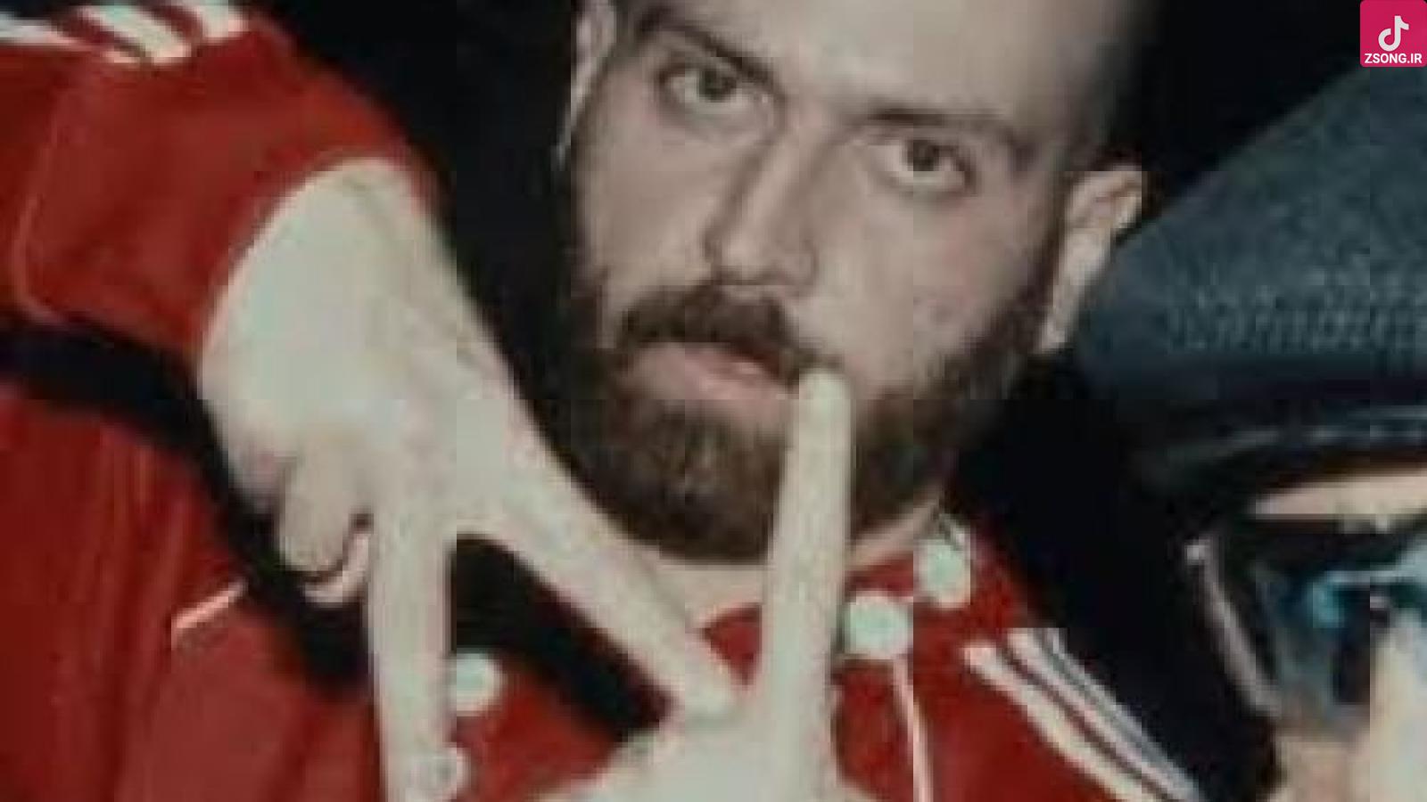 دانلود آهنگ هیپهاپولوژیست دریا سربه‌سرم نذار منو به حال خودم رها کن بزار برو منو