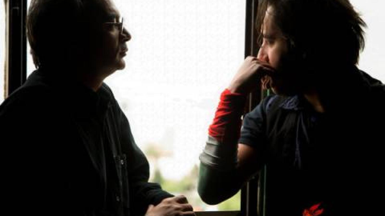 دانلود آهنگ کاوه آفاق رخ دیوانه / این بازی بی پایان،این جنگ بی انجام حقم بیش از این بود، اما هنوز اینجام