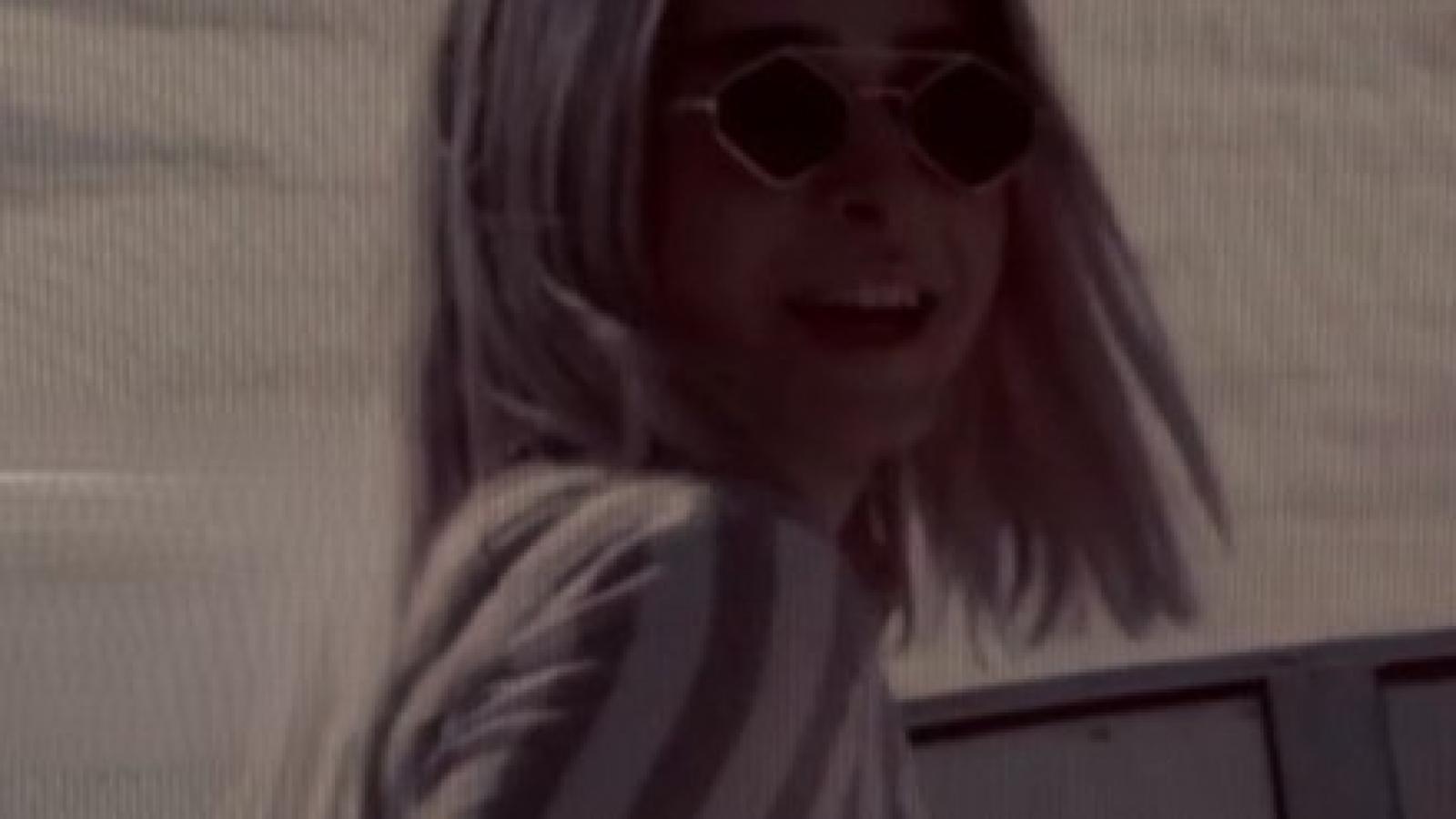 دانلود آهنگ مدگل بنفش