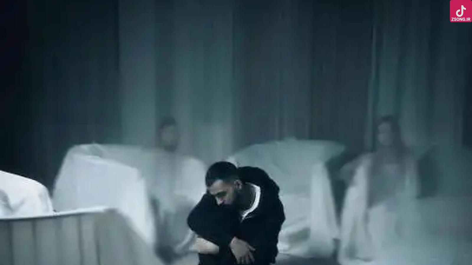 دانلود آهنگ مهیاد سولد اوت / با پخش آنلاین و کیفیت های اصلی