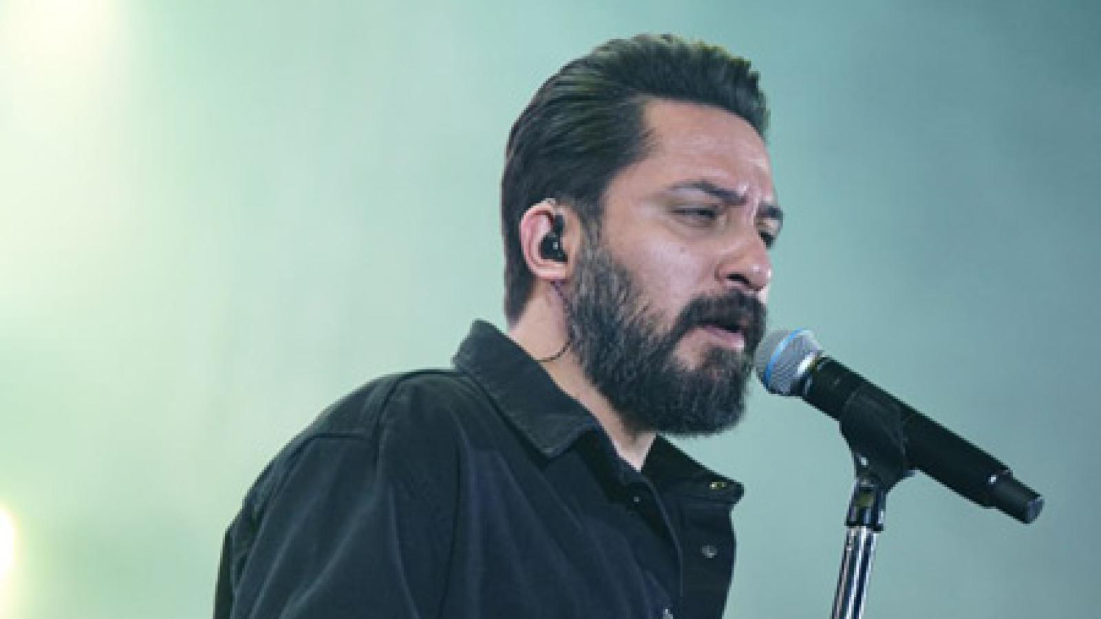 دانلود آهنگ روزبه بمانی بازنده / اﻳﻦ ﻫﺠﻮم دام درد ﻧﻔﺴﺎﻣﻮﻧﻮ ﺑﺮﻳﺪه ﺧﻴﻠﻰ وﻗﺘﻪ ﺟﻮﻧﻤﻮن ﺑﻪ ﻟﺐ رﺳﻴﺪه