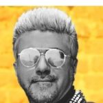 دانلود آهنگ سامان بازم کمه / پاشو که وقت نداری ، شب کوتاهه دقیقه رو حروم نکنی ، صبح تو راهه