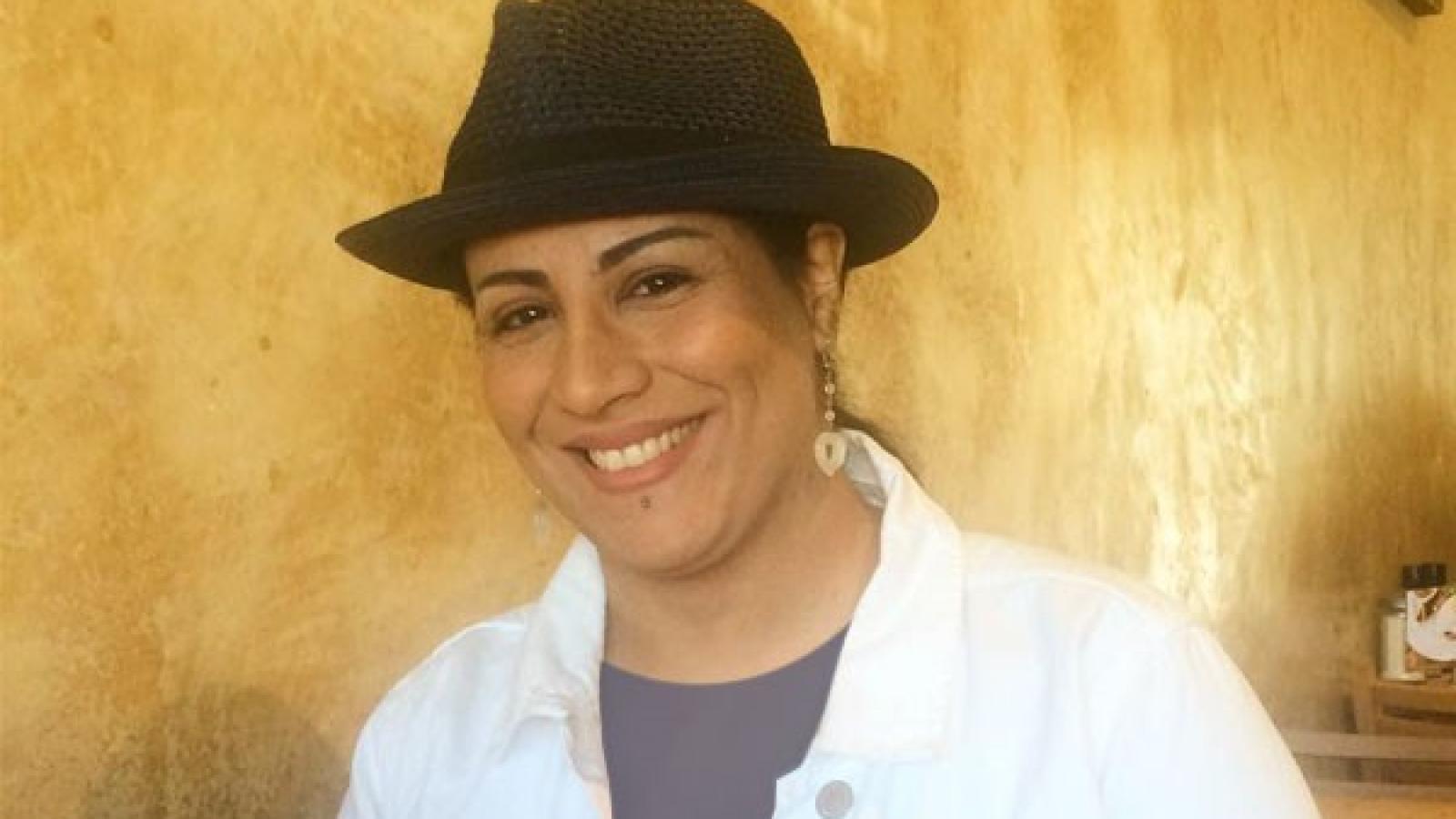 دانلود آهنگ سارا نائینی امشب به یک اشاره عاشق شدم دو باره امشب ماه و ستاره رقصند به سازه من