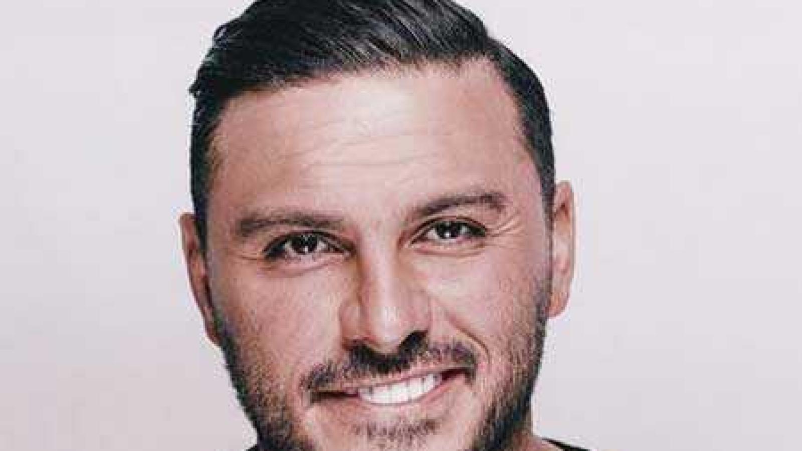 دانلود آهنگ آرمین زارعی قلبم میمیره بی تو گریم میگیره بی تو سردن دستای من هر دم