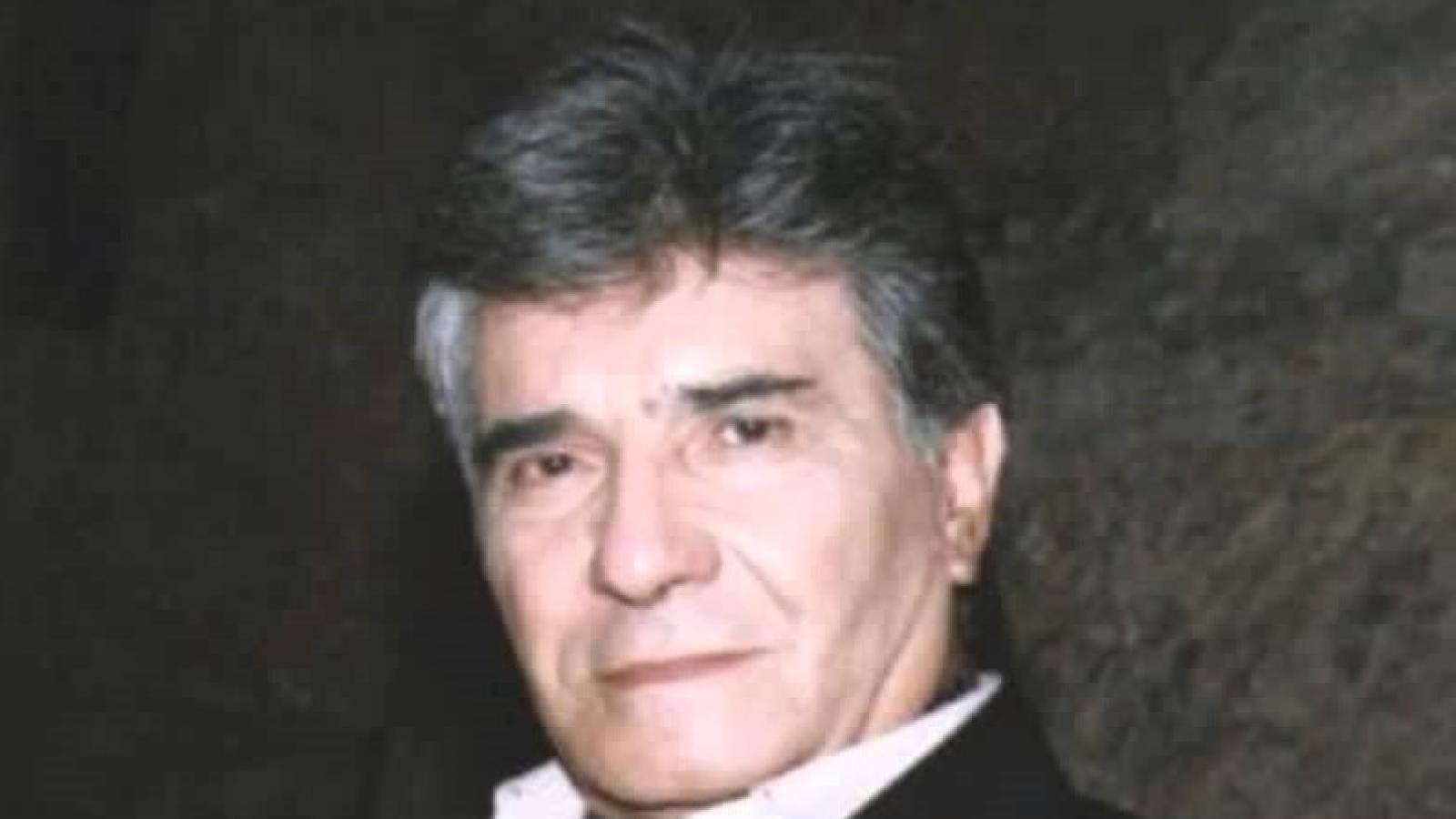 دانلود آهنگ نادر گلچین شب تاریک / مرغ حق روز رو خبر کرد شب تاریک رو سحر کرد