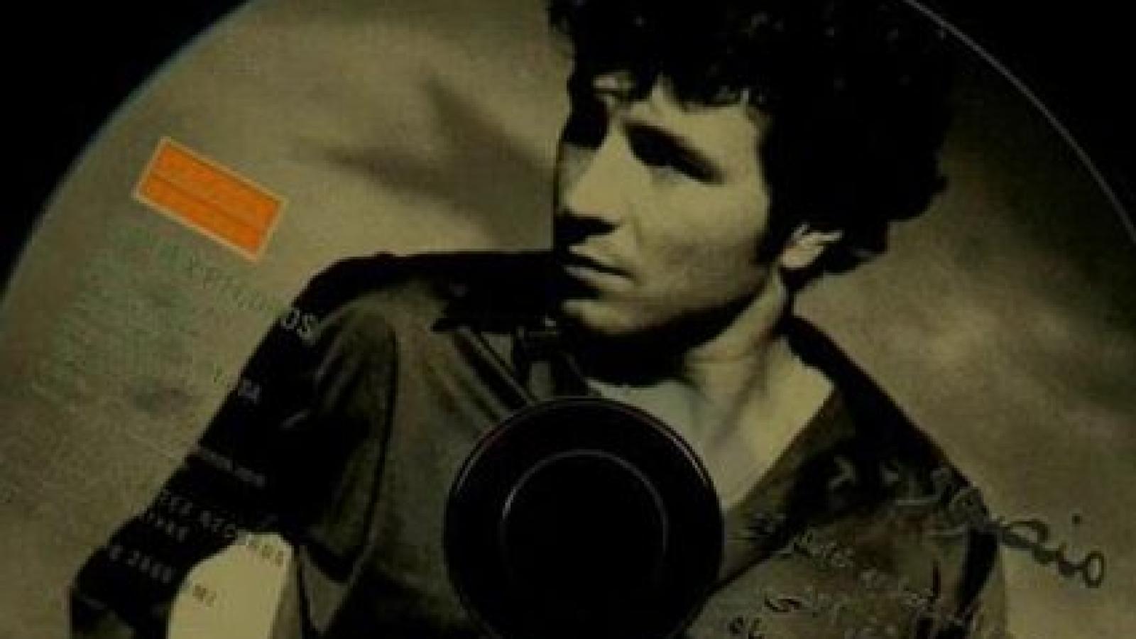 دانلود آهنگ منصور چشمان سیاه چشمان سیاه قربانت شوم خانه ت به کجا ست مهمانت شوم