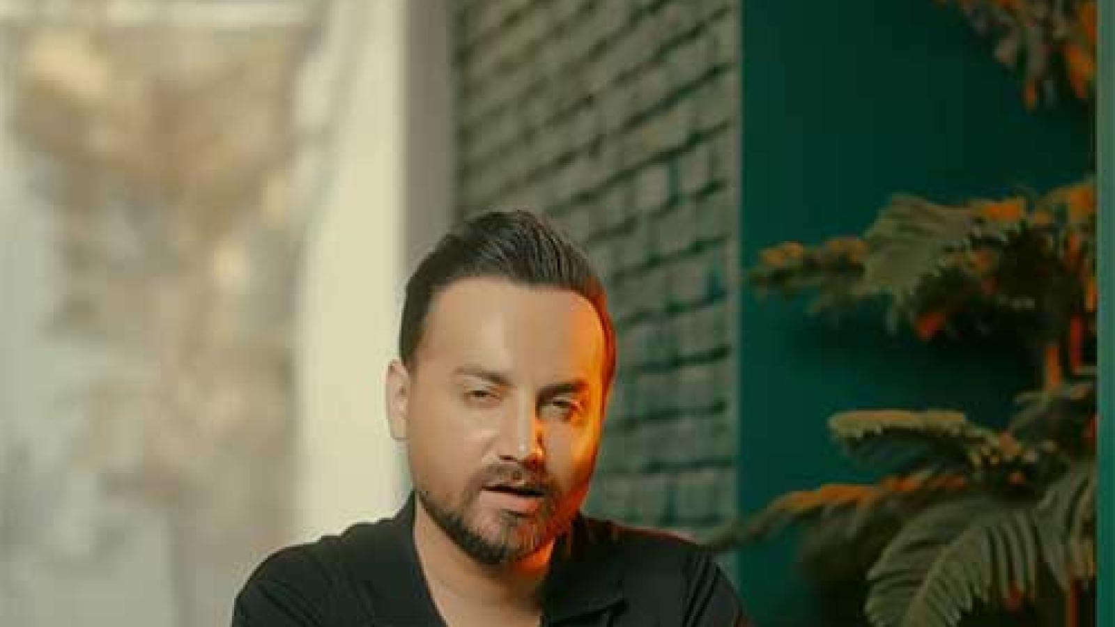 دانلود آهنگ سامان جلیلی شیرینوم {ﺷﻴﺮﻳﻨﻢ ﺷﻴﺮﻳﻨﻢ ﻣﻮ ﭼﺸﻢ ﺑﻪ راﻫﺖ ﻣﻴﺸﻴﻨﻢ}