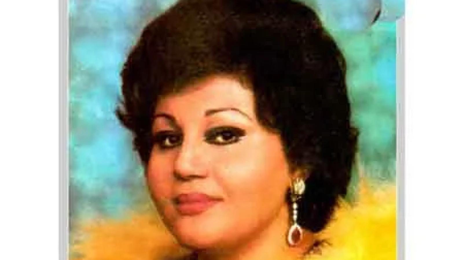 دانلود آهنگ هایده ای خدادیگه طاقتم تموم دیگه فرصتی ...