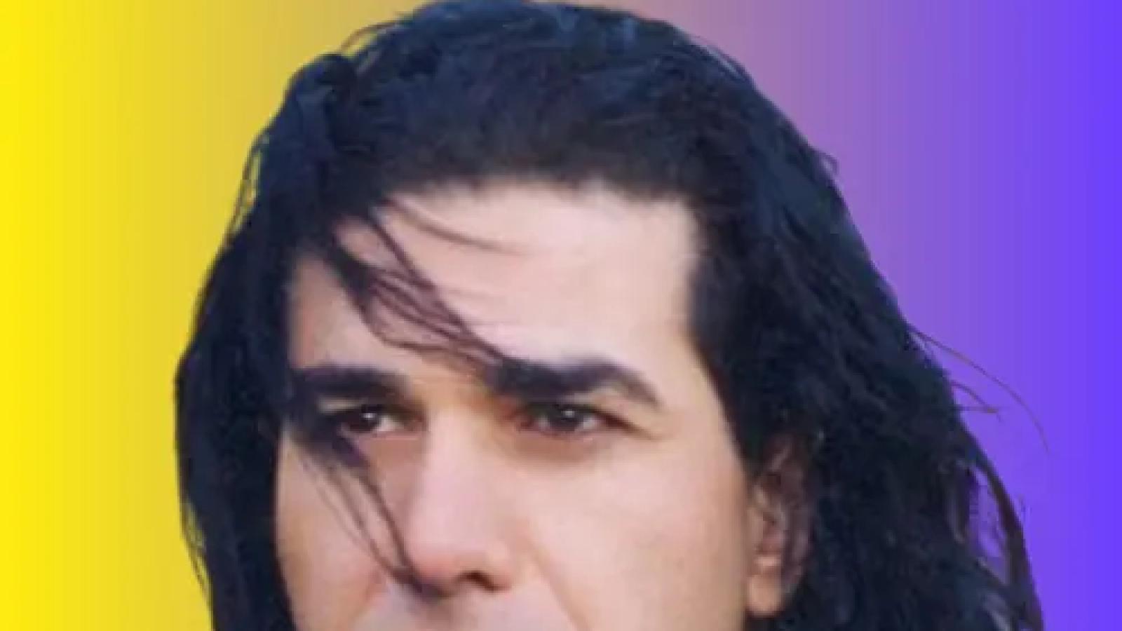 دانلود آهنگ کوروس یه قدم تو / عشق من عشق من یه جای کار خرابه اینجوری عشقمون حباب روی ابه