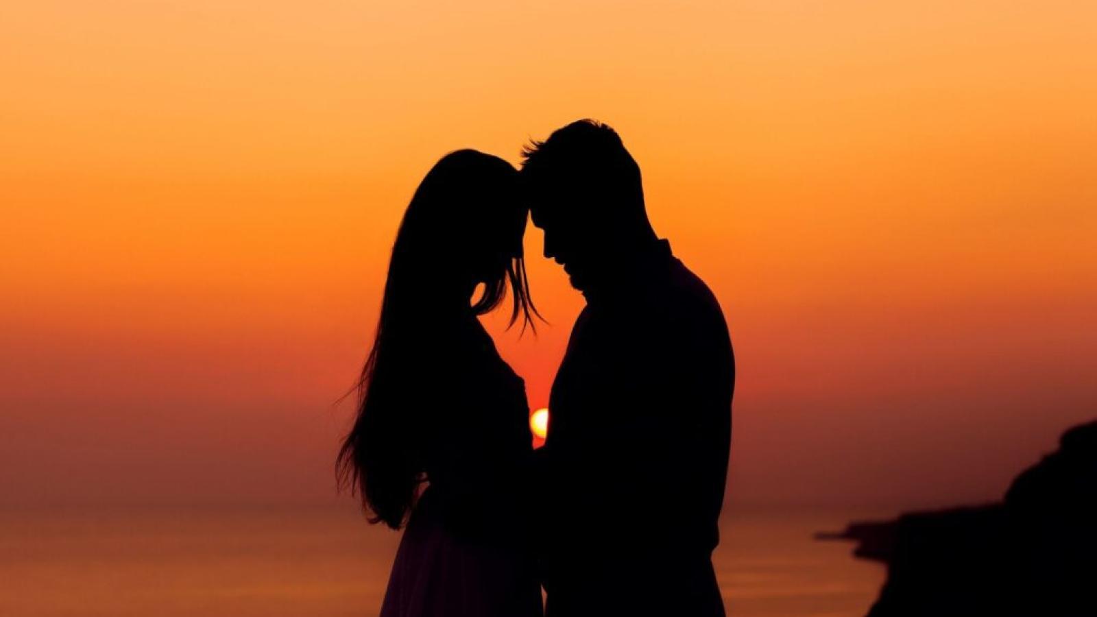 دانلود آهنگ حمیرا عاشقتر از همیشه دوســـــــــت دارم بیشتر از همیشه