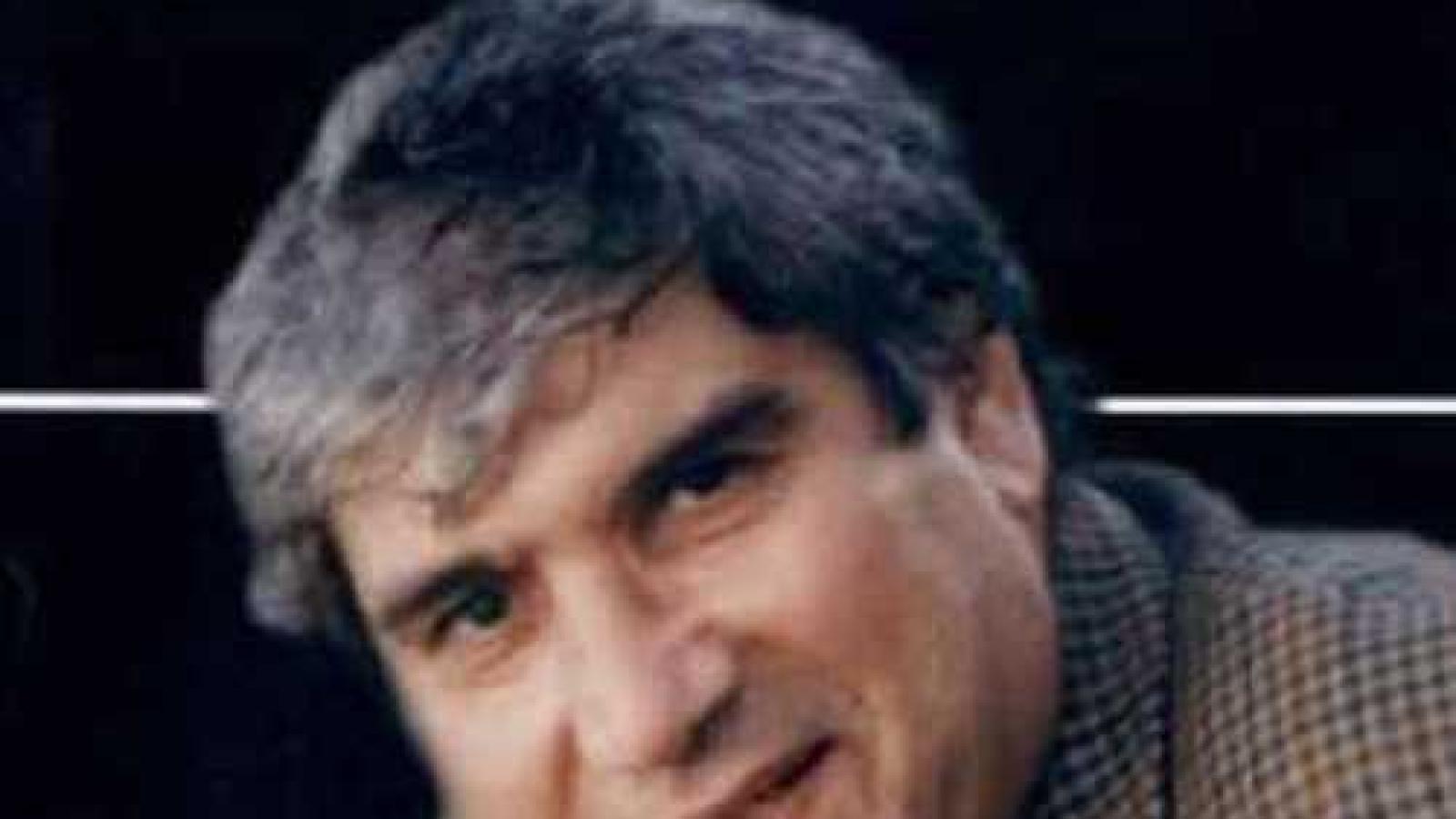 دانلود آهنگ آغاسی مهر و وفا / نصیب هردل غافل همیشه اشک و آهه