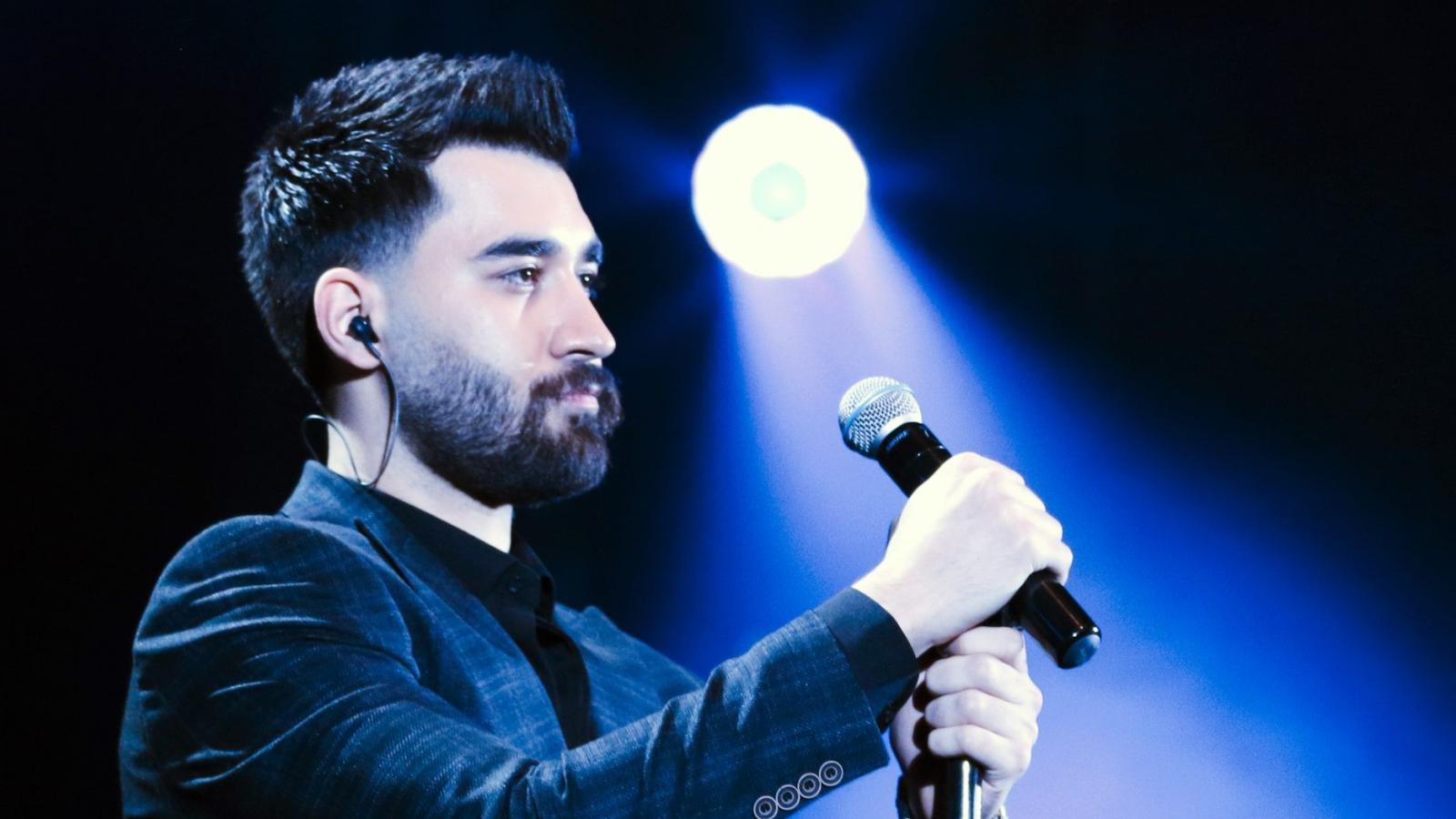 دانلود آهنگ علی یاسینی افسردگی (اجرای زنده)