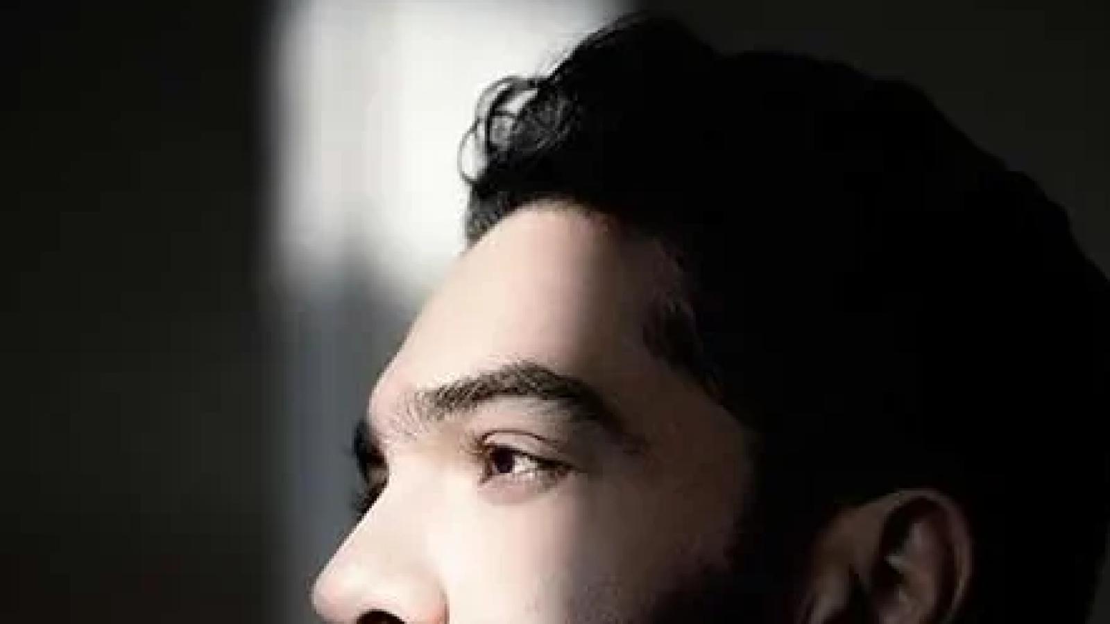 دانلود آهنگ علی زند وکیلی کعبه دل ها / چو مجنون گیرم از عاشقان نشانه کعبه ....