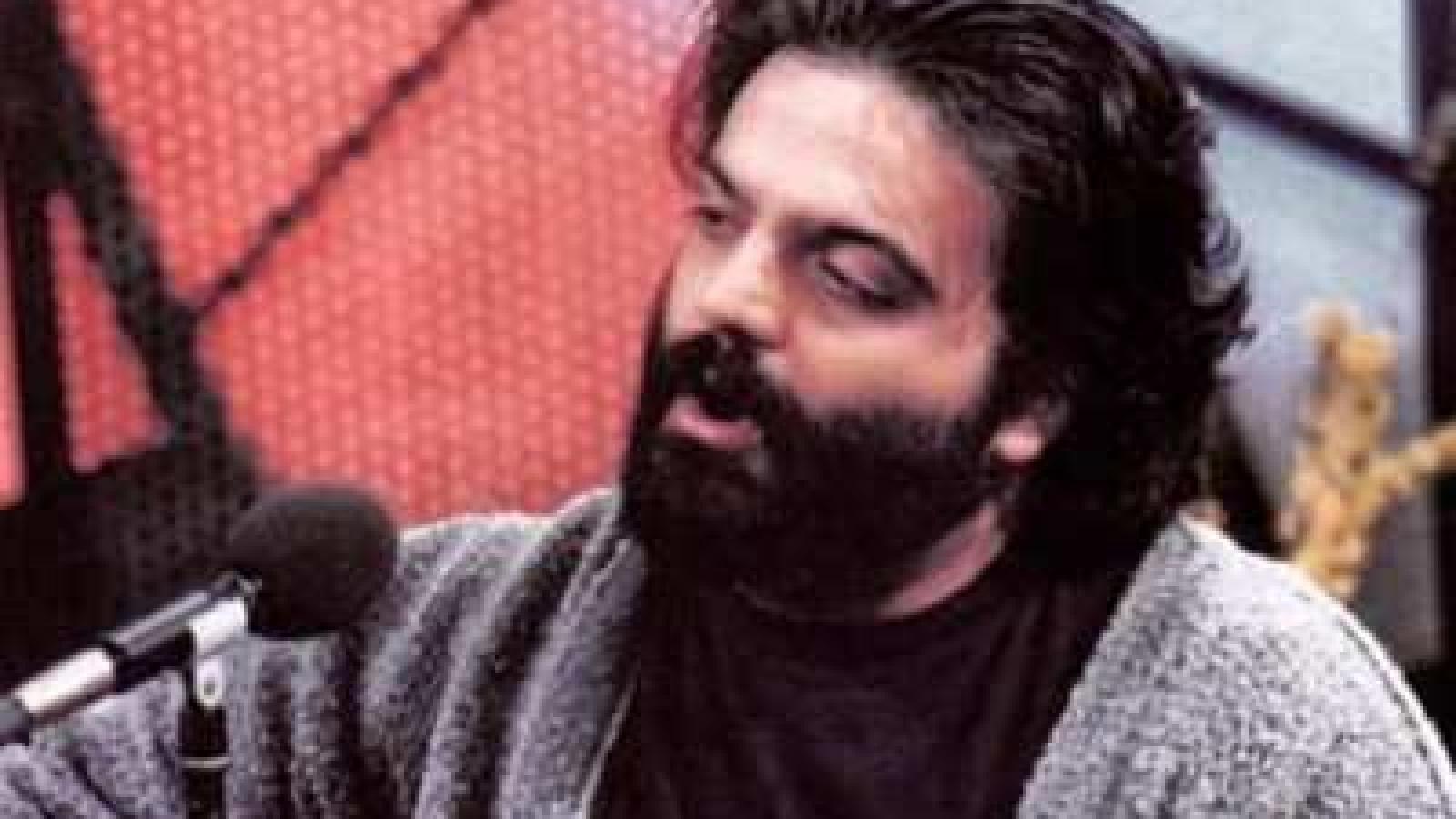 دانلود آهنگ علیرضا عصار مسلمانان مسلمانی ز سر گیرید