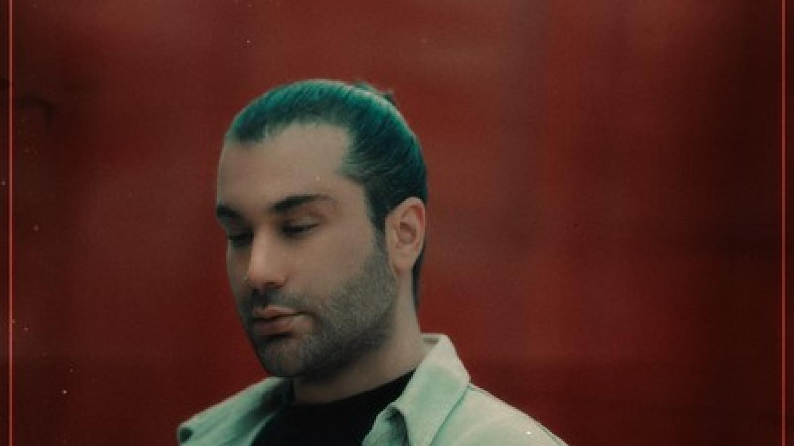 دانلود آهنگ امیر رشوند بد پیله / من بدپیله از سرگیجه های نصف شب بی تو من زیبایی کم دارم نگیر از من قشنگیتو