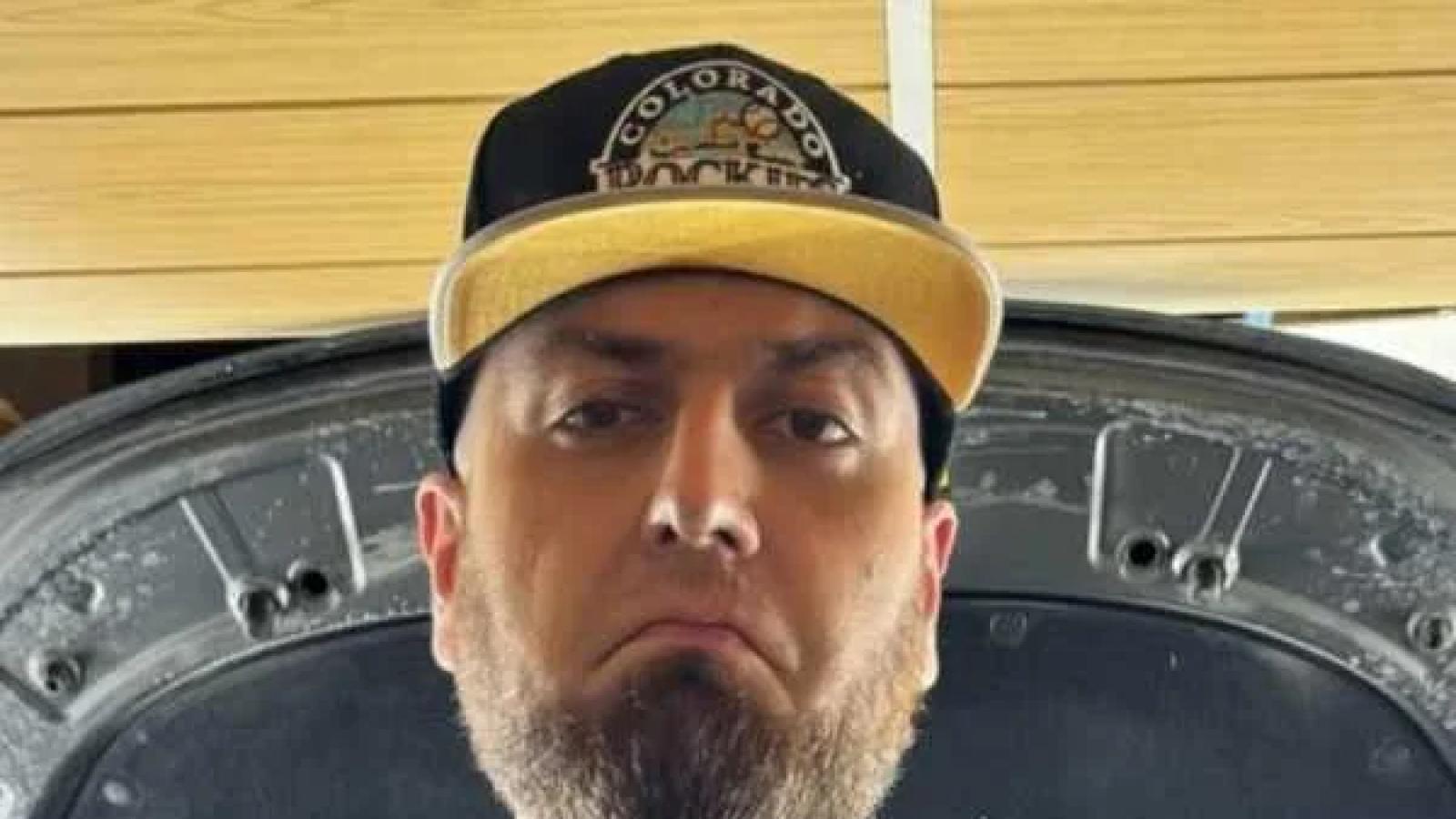 دانلود آهنگ هیپهاپولوژیست غریبه شدیم واسه هم دیگه دیگه حتی نمیبینیم خواب هم دیگه