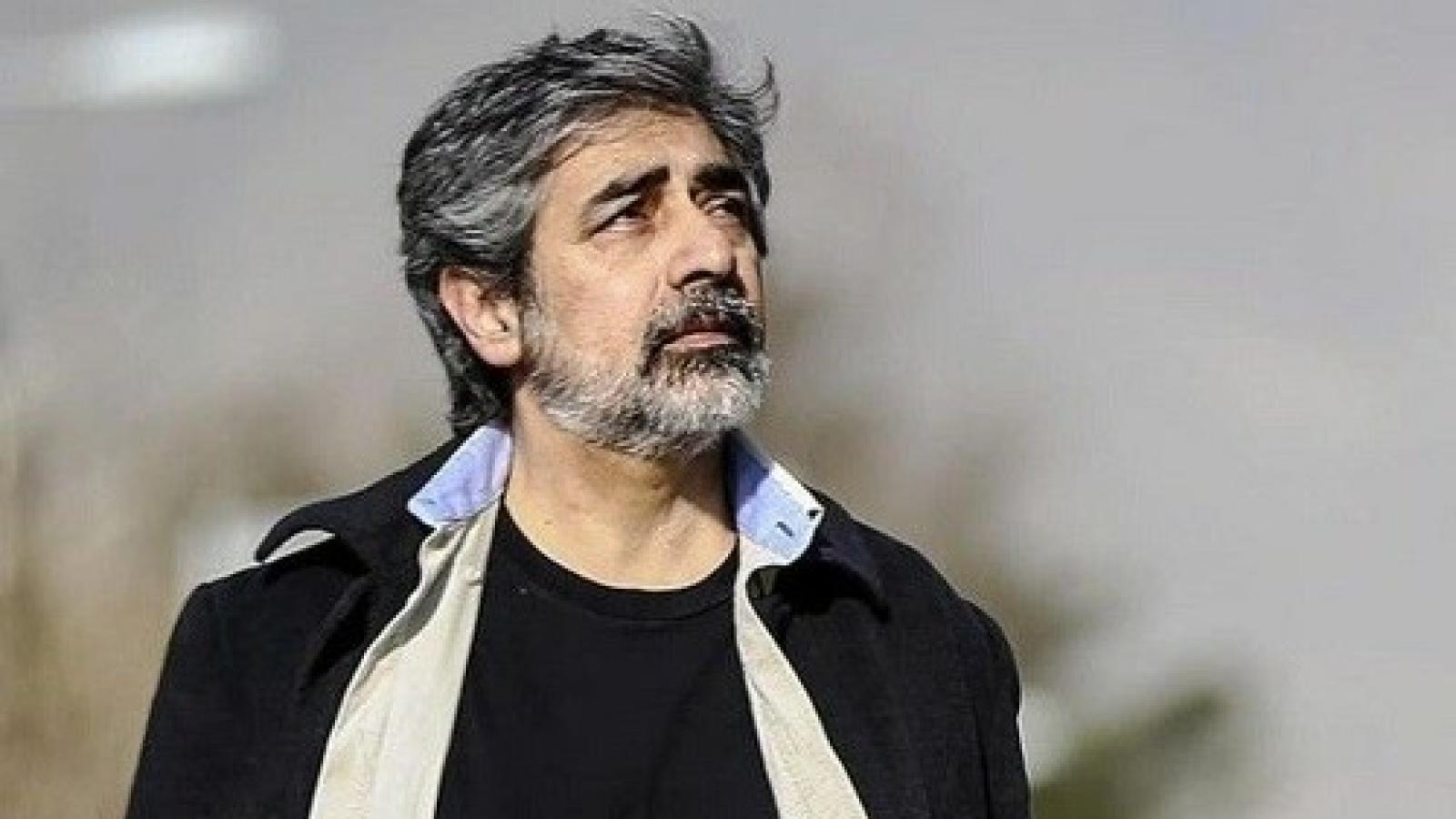 دانلود آهنگ حسین زمان بوی تنهایی / خالیه سفره زمین دست سخاوت تو کو