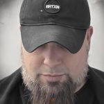 دانلود آهنگ متین دو حنجره مزاحم / دیوانه ی زیبارو لوایی یک بانو