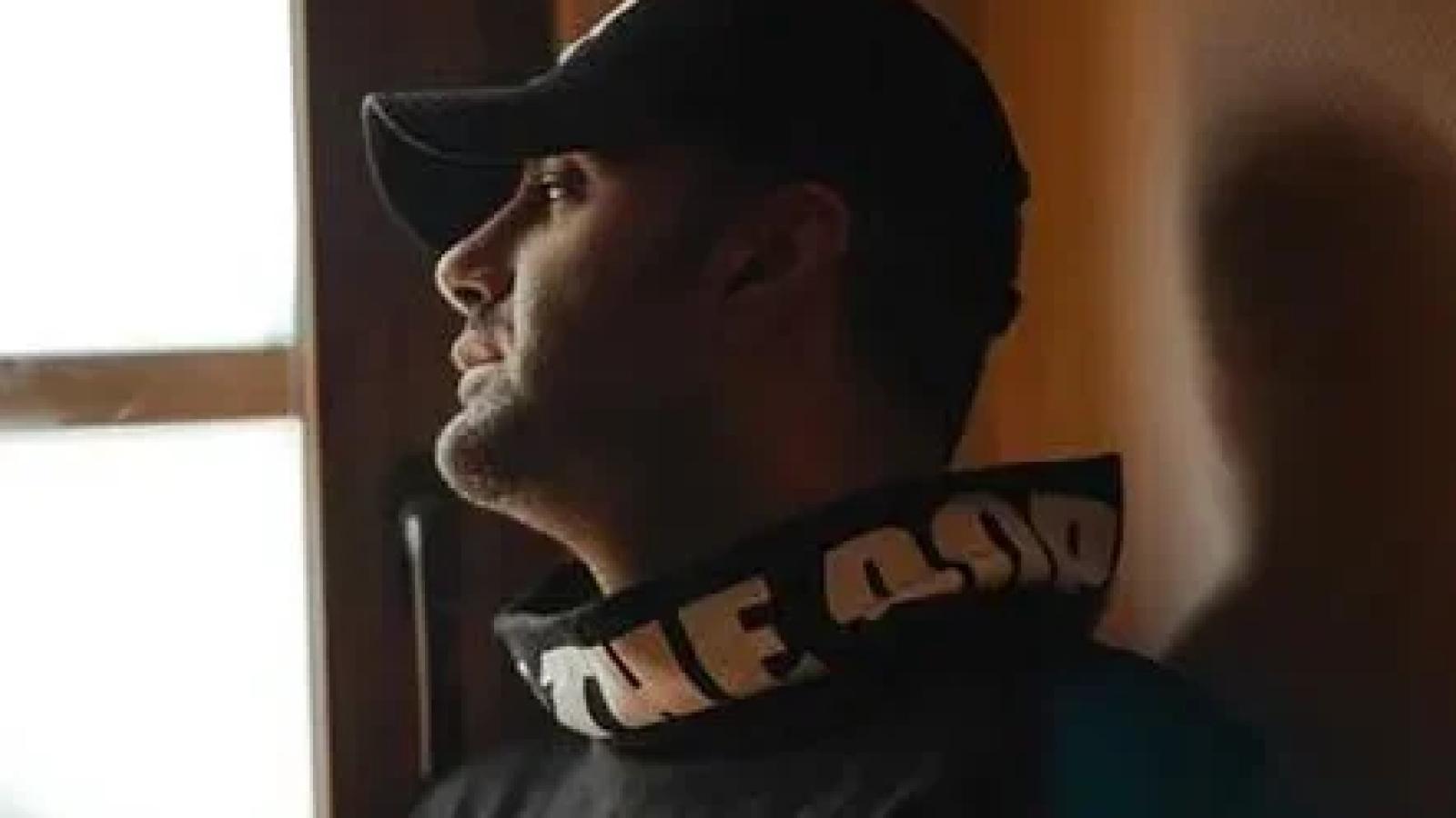 دانلود آهنگ مهدی جهانی هوای خونه / شبیه بوی بارونه هوای خونمون بی تو