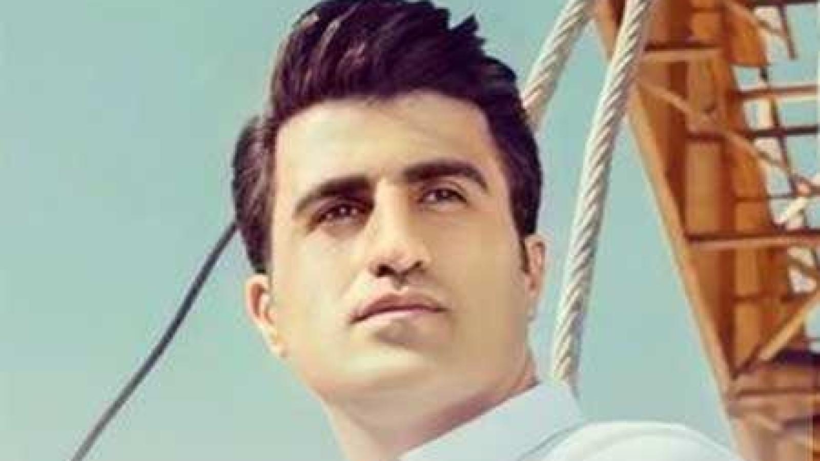 دانلود آهنگ بی وفایی کرد و رفت نموند قلب عاشق منو سوزوند