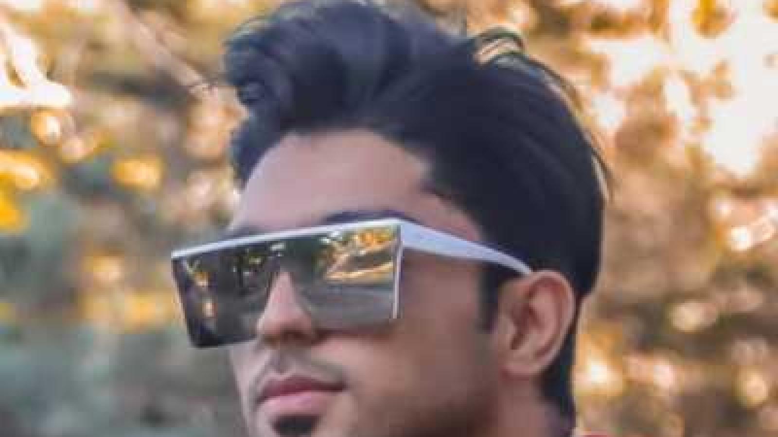 دانلود آهنگ شهاب فالجی رفیق خود گوش بکه درد دلم امشو رفیق… دی نتونم بیوشه و پی باورو