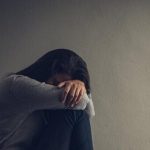 دانلود آهنگ شکیلا رسم زمونه / عجب رسميه رسم زمونه قصه برگ و باد خزونه