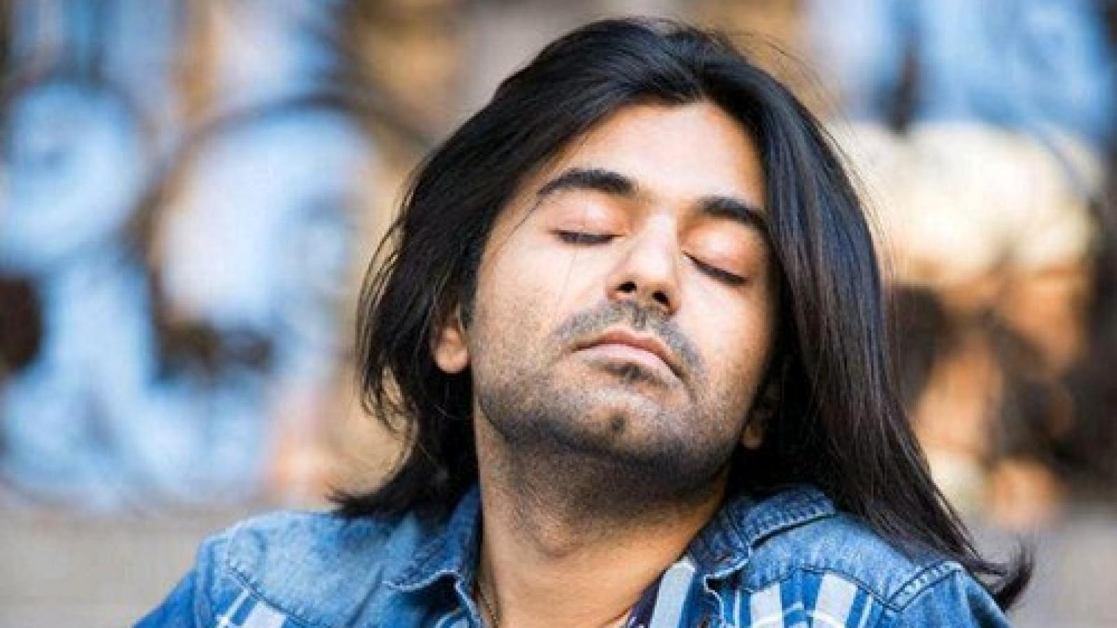 دانلود آهنگ شارومین ساقی شراب چشم مست تو راهی نهاده بر دل زم آرامی