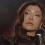 دانلود آهنگ سوزان روشن آینه / تو آئینه گذشته ها زندگیمو کردم غمار