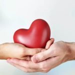 دانلود آهنگ هایده این روزا یک دل چون آیینه پیدا نمیشه