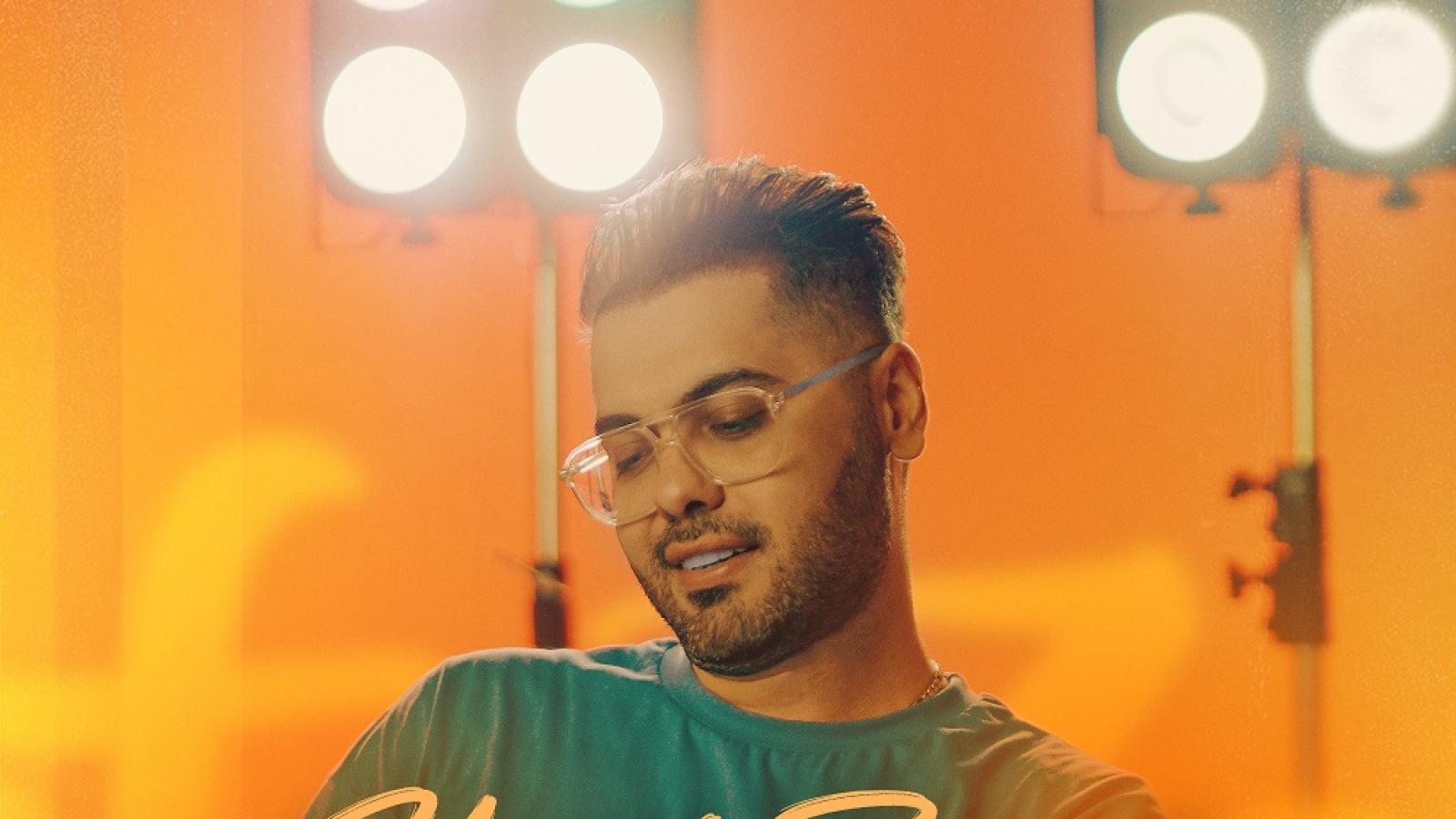 دانلود آهنگ یوسف زمانی نمیاد رو دستت / دﻳﮕﻪ ﻧﻤﻴﺎد رو دﺳﺘﺖ دﻳﮕﻪ ﺗﻨﻬﺎﻳﻰ ﺑﺴﻪ