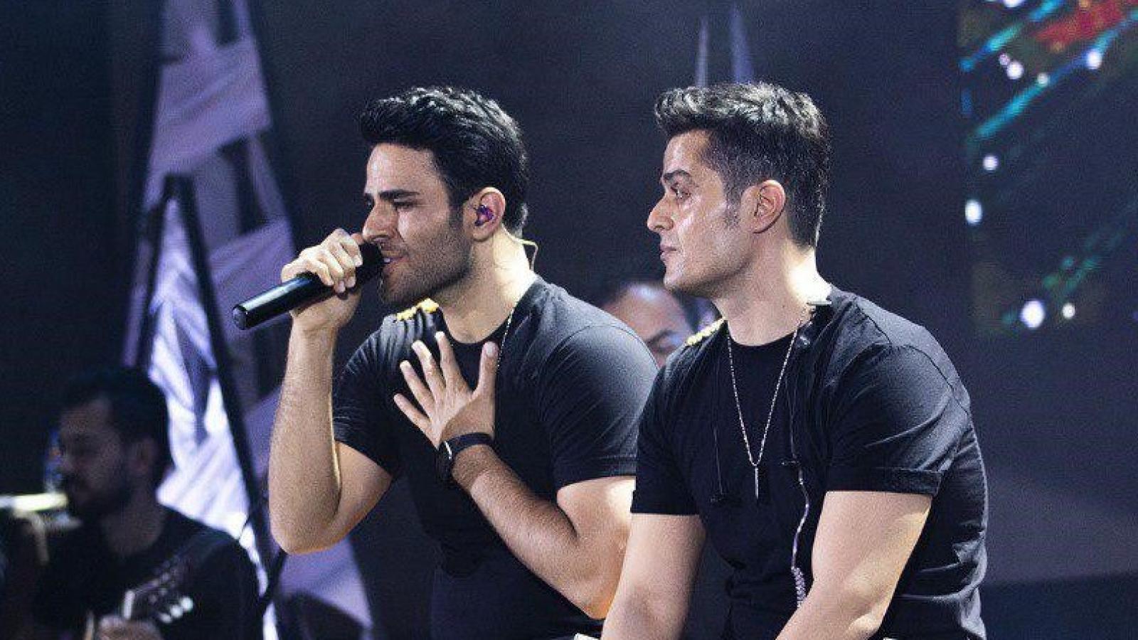 دانلود آهنگ ایوان بند تاج محل / ای وای از دست تو دلم آب شد از اینجوری که تو میخندی