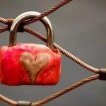 دانلود آهنگ مهستی عاشق شدن بی حاصله / وقتیکه دلا سنگو گله عاشق شدن بی حاصله