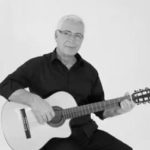 دانلود آهنگ احمدرضا نبی زاده صدات مونده / همین عشق که دل هارو سوزونده